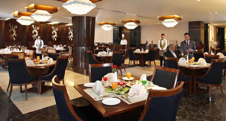 Hotel Girish, Kolkata 2